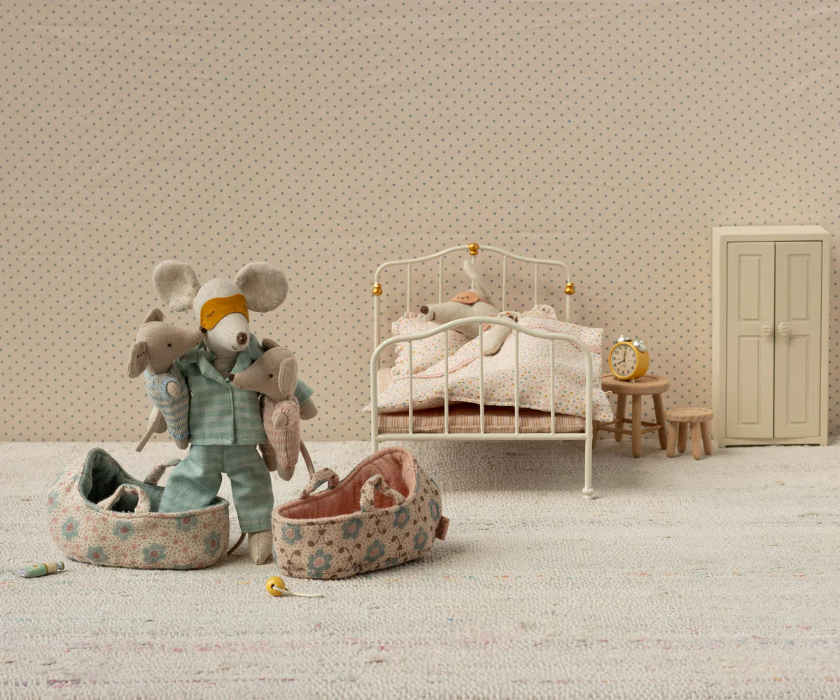 Baby mouse in carry cot - Blue - Image 2