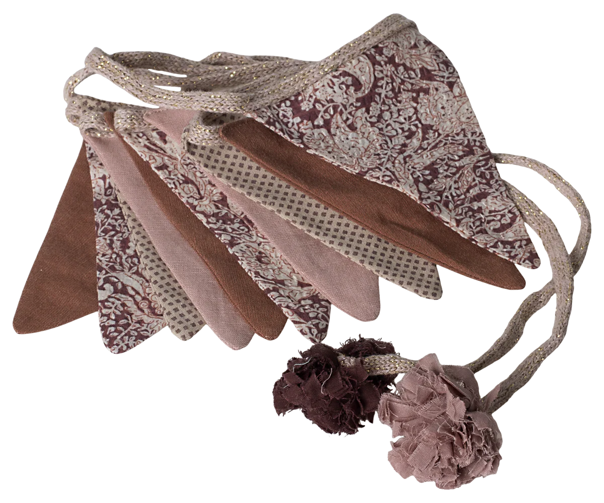 Garland - Rose - Image 3