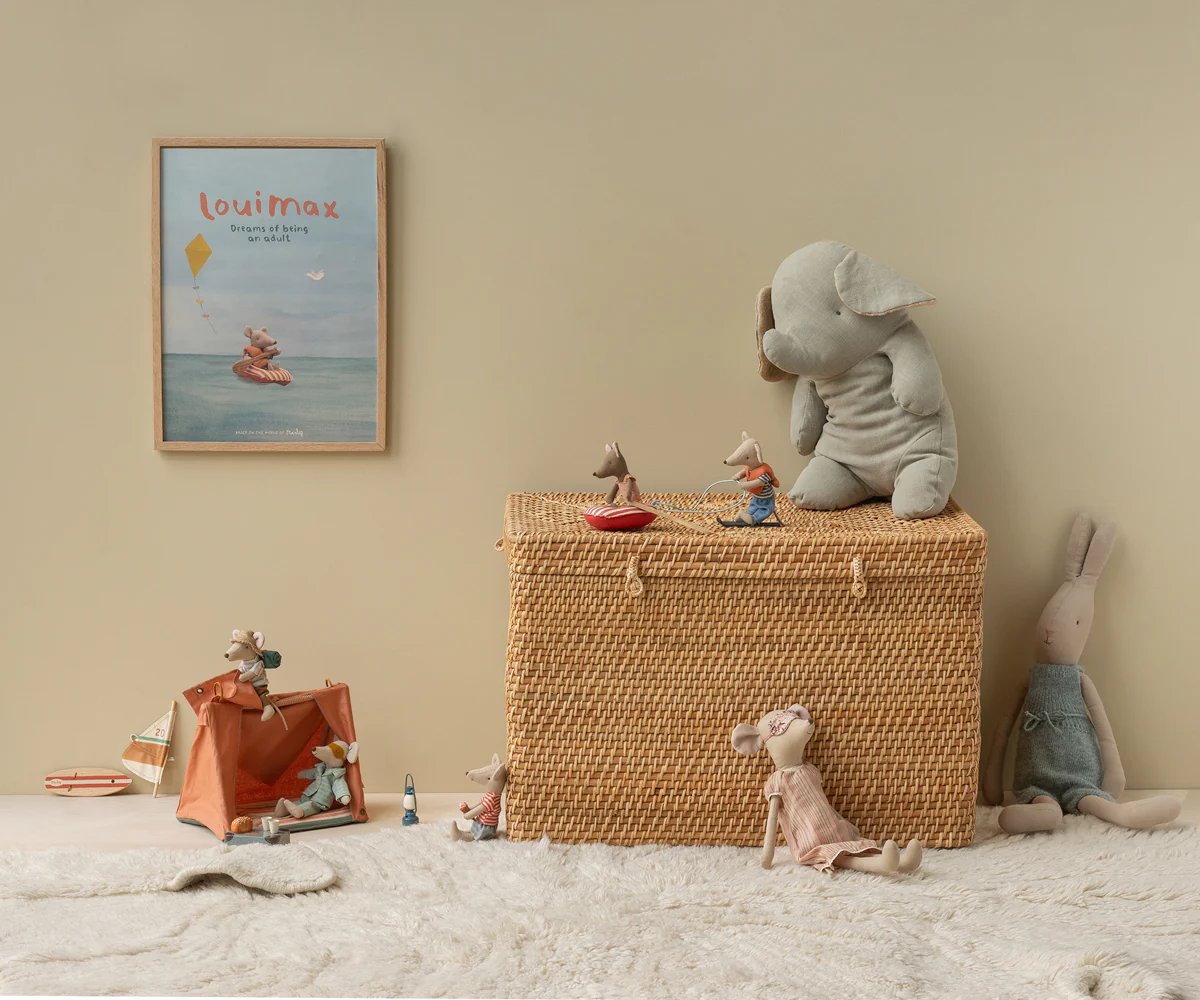 Medium Mouse in Nightgown - Image 3
