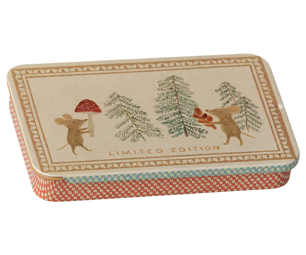 Metal box w. sliding lid - Christmas mice