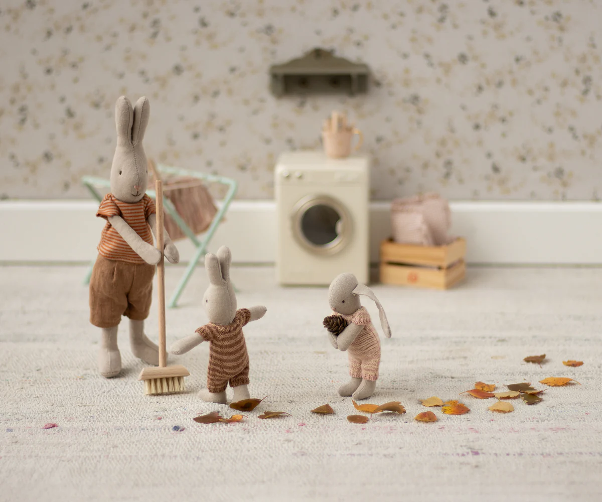 Rabbit, Micro - Maroon - Image 3