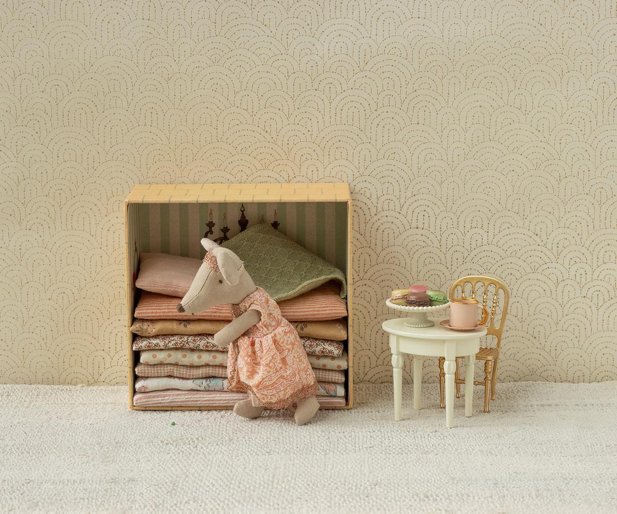 Princess and the pea, Big sister mouse - Image 3