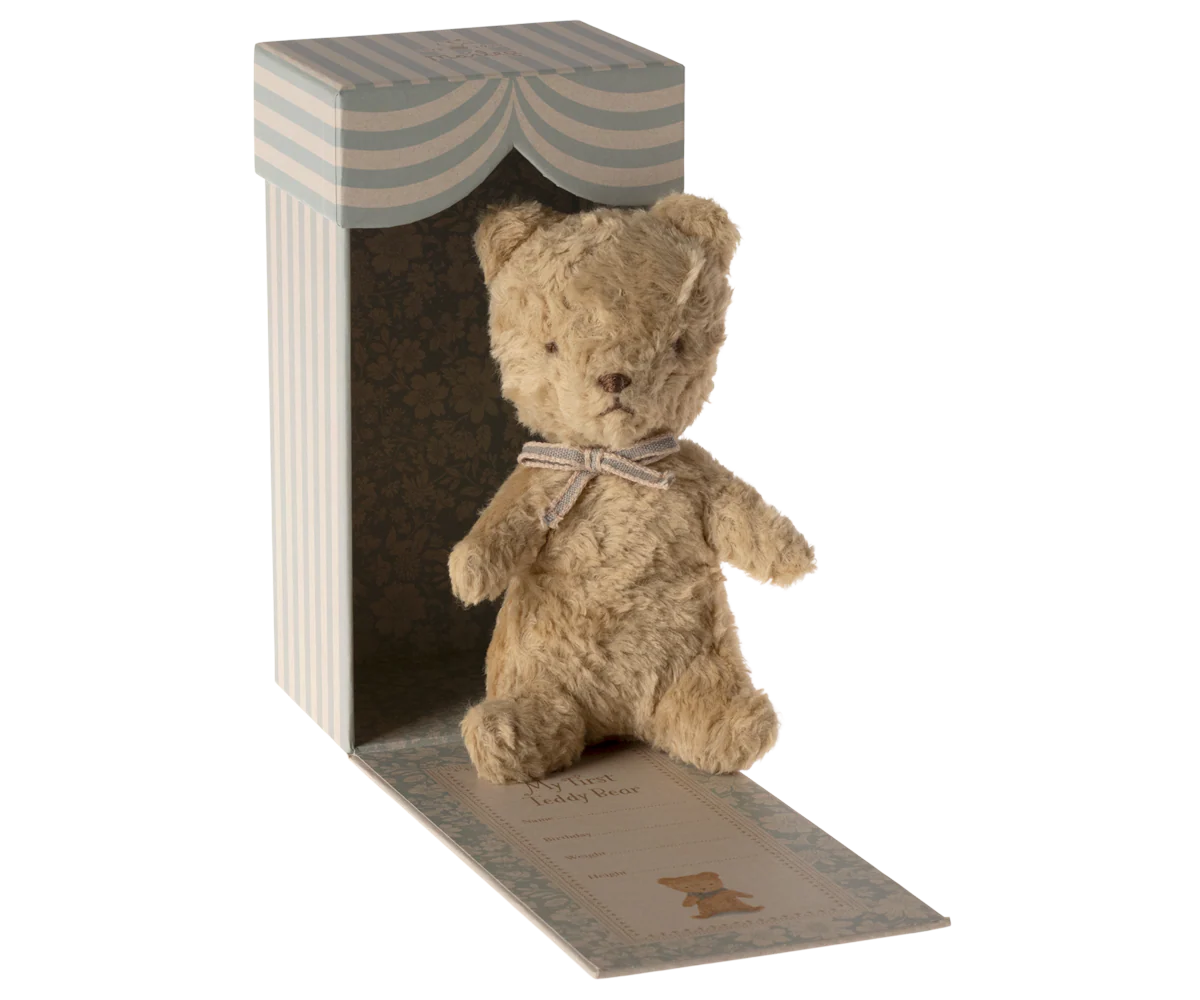 My first teddy - Sand - Image 3
