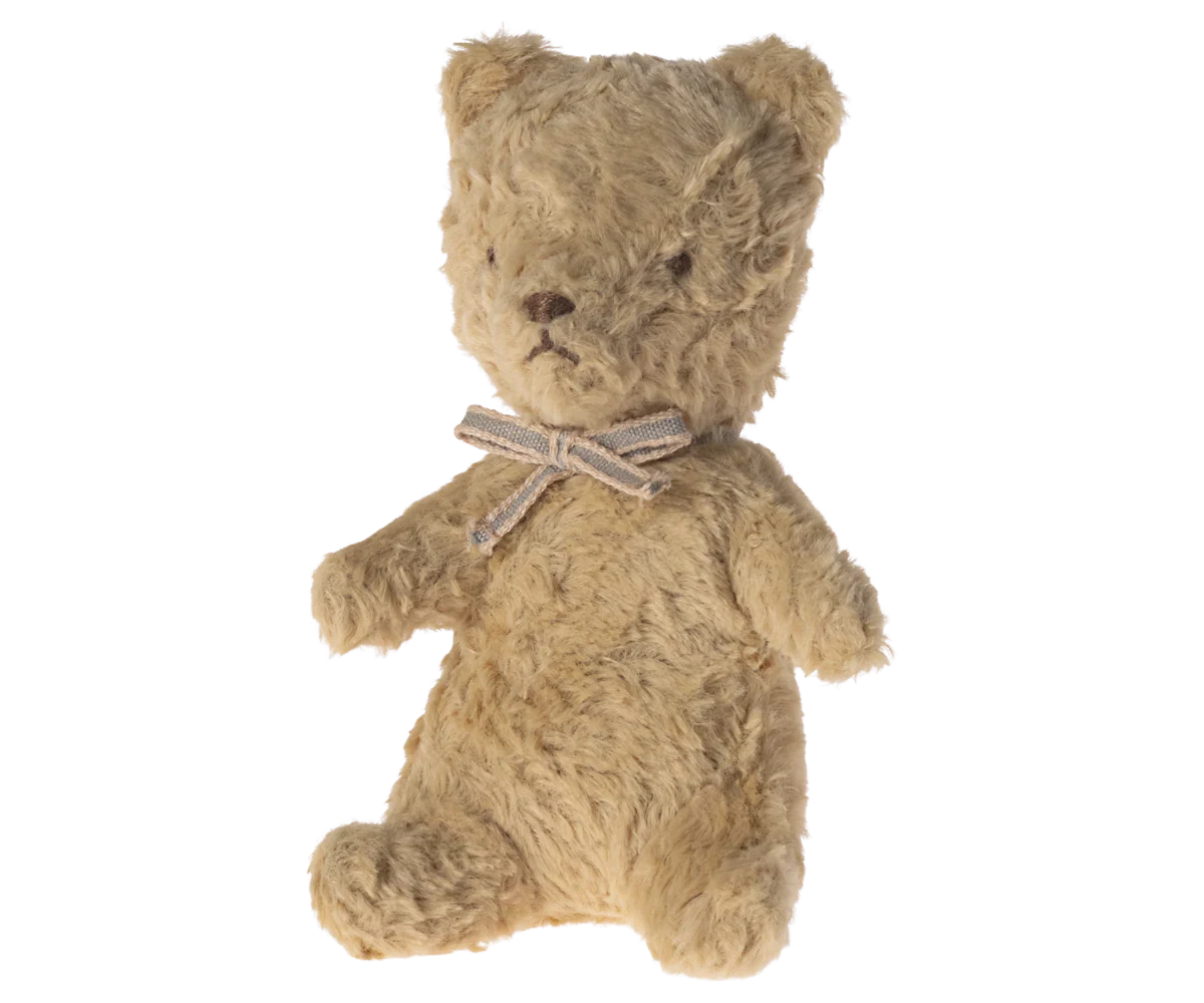 My first teddy - Sand - Image 4