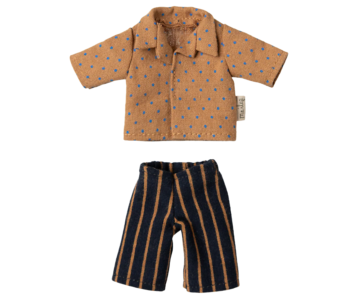 Shirt and striped pants, Dad mouse