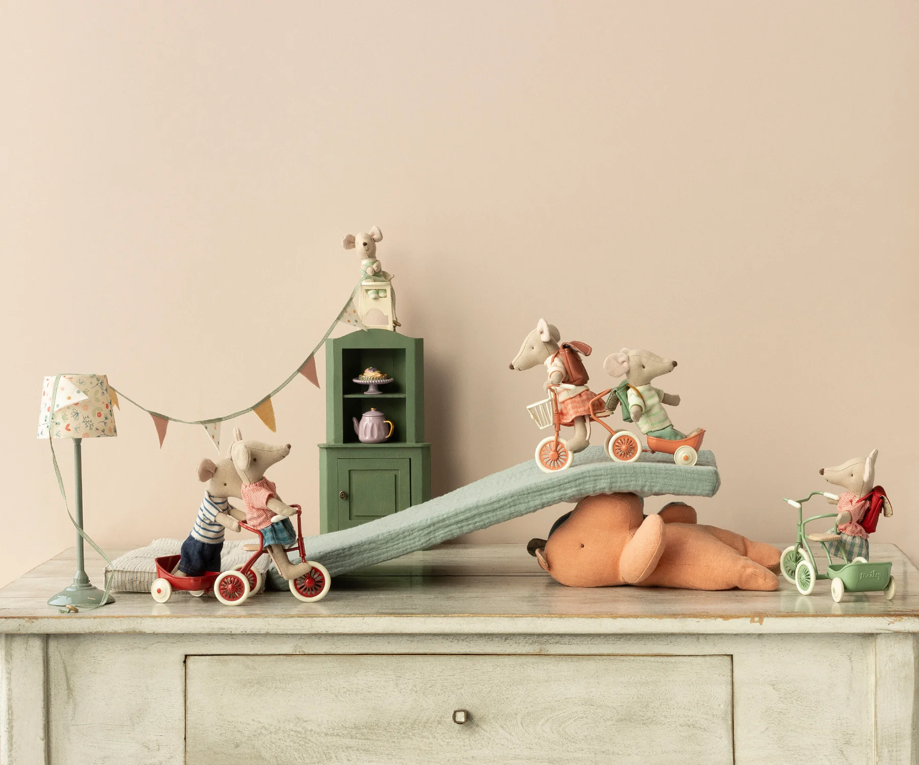 Tricycle Mouse, Big Sister - Red - Image 3